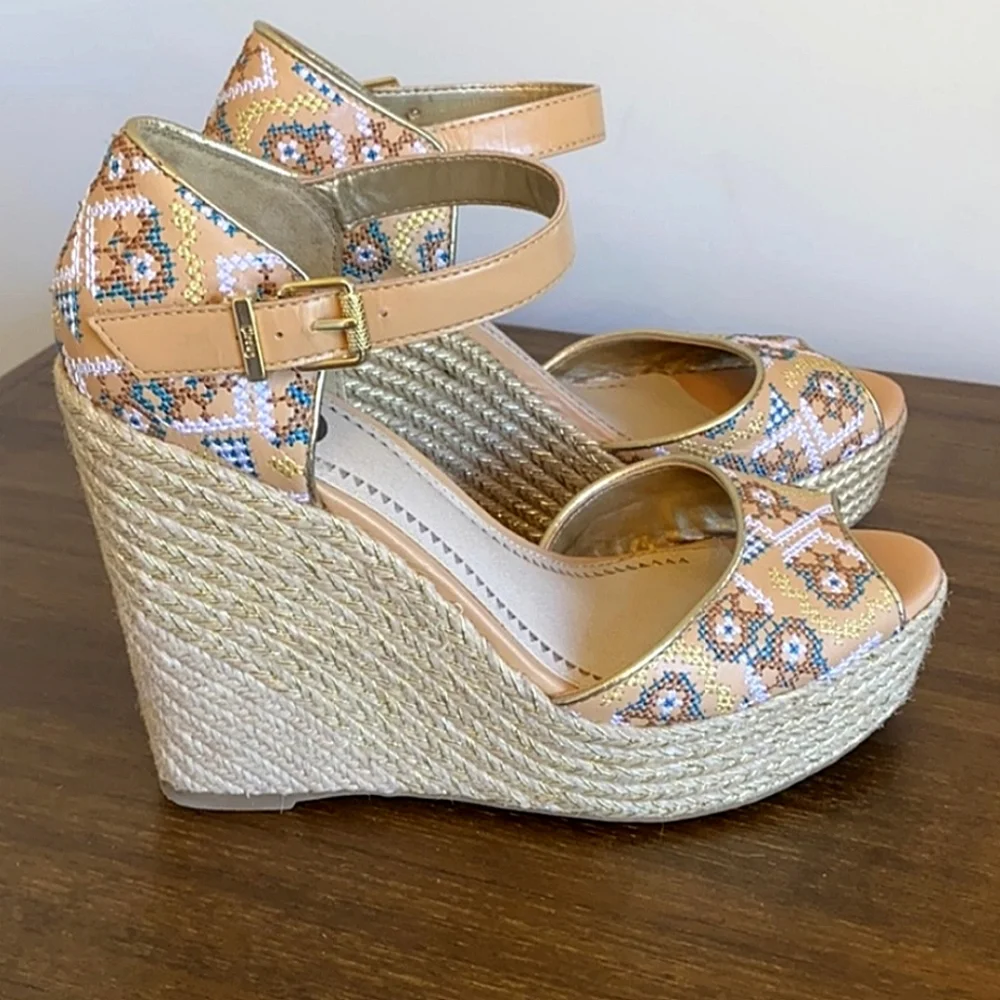 Aztec Gold Metallic Espadrille Platform Wedges 9.5 - Sam Edelman Circus
